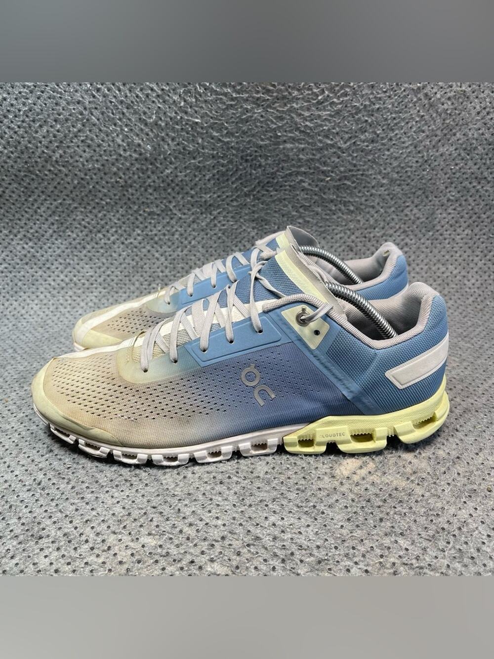 On Cloud Cloudflow Running Shoes Size 11 Men’s